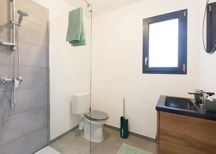 بيت للعطل Sea House With Jaccuzy *